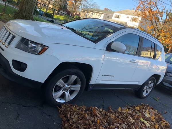 2014 Jeep Compass Latitude 4x4 - cars & trucks - by owner - vehicle... for sale in Yonkers, NY – photo 12