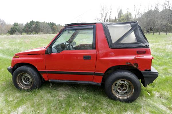 Geo Tracker for sale for sale in Benton Harbor, MI – photo 9