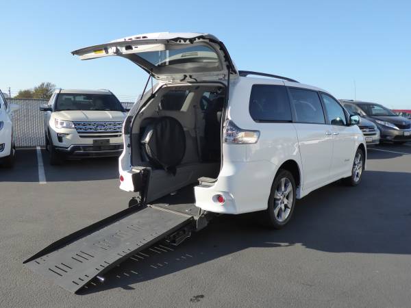 2014 Toyota Sienna Sport * Wheelchair Accessible* Handicap van * -... for sale in Concord, CA – photo 4
