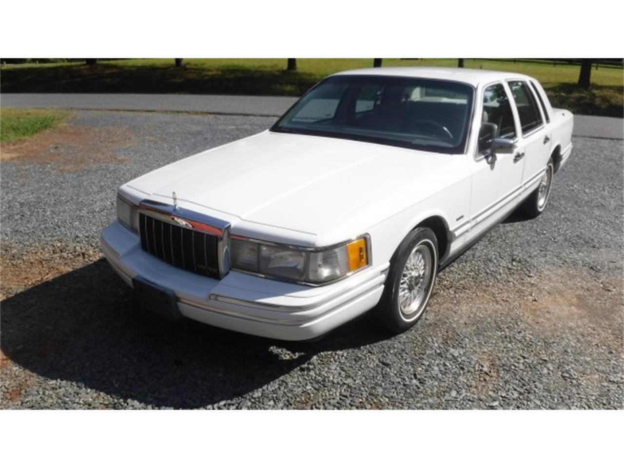 1992 Lincoln Town Car for sale in Milford, OH – photo 30