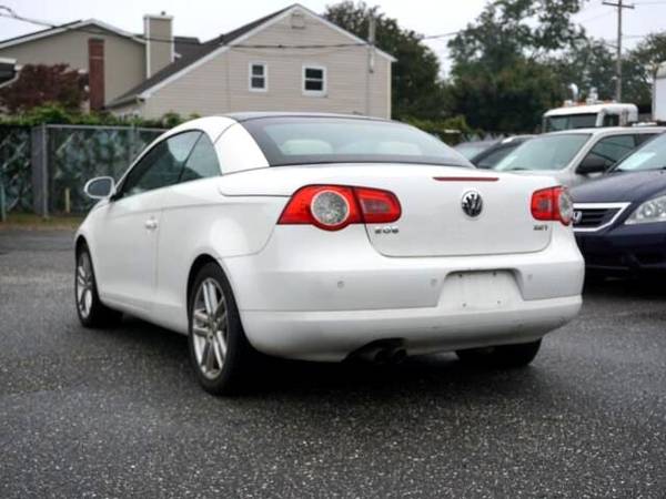 2008 Volkswagen Eos Lux - - by dealer - vehicle for sale in Other, NY – photo 4
