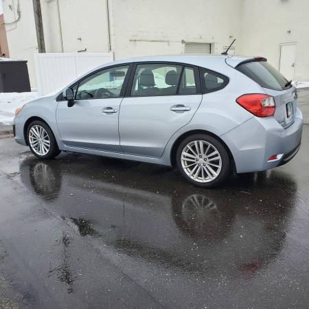 Subaru Imprezza Premium All Wheel Drive Low Mileage! - cars & for sale in Valley View, OH