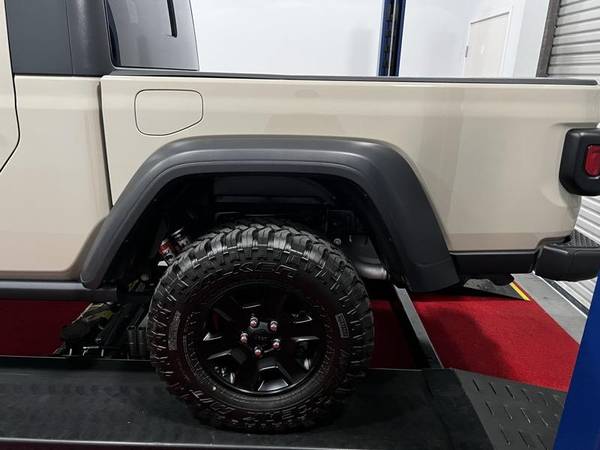 2020 Jeep Gladiator Mojave - Open 9 - 6, No Contact Delivery Avail for sale in Fontana, CA – photo 8