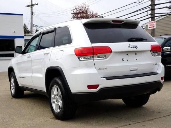 2014 Jeep Grand Cherokee 4WD 4dr Laredo hatchback Bright White Clear for sale in Roseville, MI – photo 6