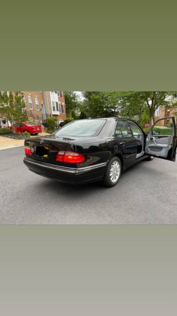 Beatiful Mercedes-Benz E320 only 26k Miles - - by for sale in Fairfax, District Of Columbia – photo 3