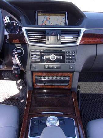 2011 Mercedes E350 AWD/NAV/ Sport Pck/EVERYONE is APPROVED@Topline.... for sale in Haverhill, MA – photo 9