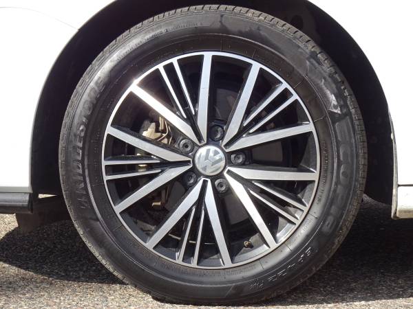 2018 Volkswagen Jetta 1.4T Wolfsburg Edition 4dr Sedan 6A 26140... for sale in Burnsville, MN – photo 23