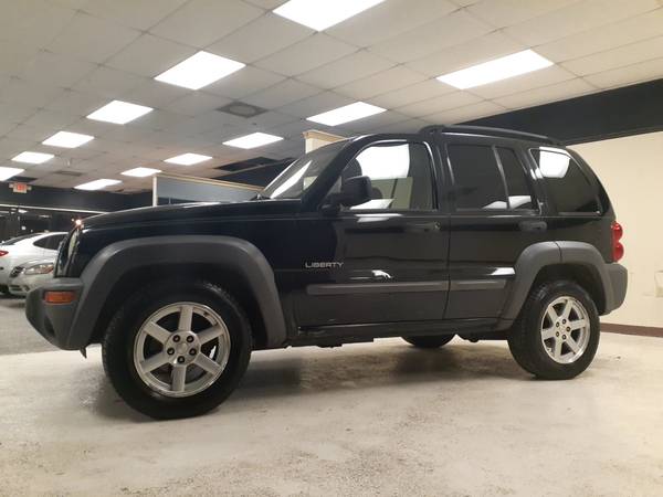 2004 Jeep Liberty......NICE!!!!!!... - cars & trucks - by dealer -... for sale in Decatur, GA – photo 11
