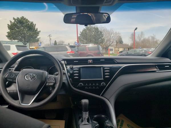 2018 TOYOTA CAMRY - - by dealer - vehicle automotive for sale in Denver , CO – photo 19