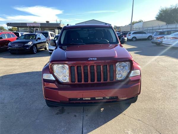 2012 JEEP LIBERTY 4X4 V6 AUTO ALL POWER OPTIONS RUNS GREAT! 156K! -... for sale in Tulsa, AR – photo 2
