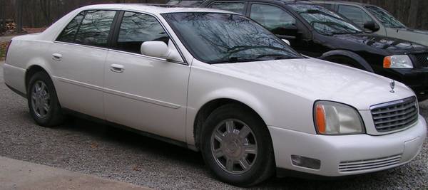 2003 Cadillac DeVille White for sale in Whitmore Lake, MI