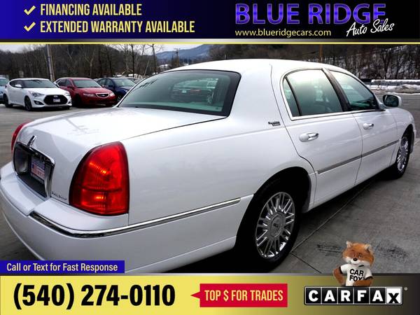 2006 Lincoln Town Car Sdn Signature Limited FOR ONLY for sale in Roanoke, VA – photo 11