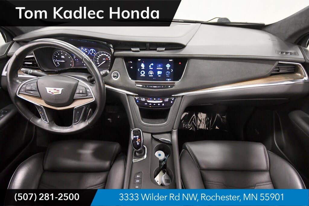 2017 Cadillac XT5 Platinum AWD for sale in Rochester, MN – photo 2