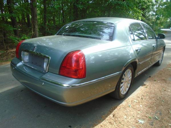 2004 Lincoln Town Car, 63K miles, cln Carfax, 17 serv rcrds new for sale in Matthews, NC – photo 5