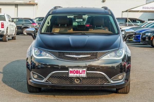 2017 Chrysler Pacifica Limited - cars & trucks - by dealer - vehicle... for sale in Woodland, CA – photo 2