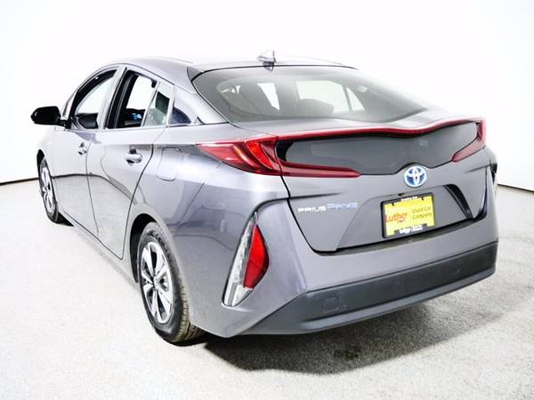 2017 Toyota Prius Prime Advanced - - by dealer for sale in Brooklyn Park, MN – photo 9