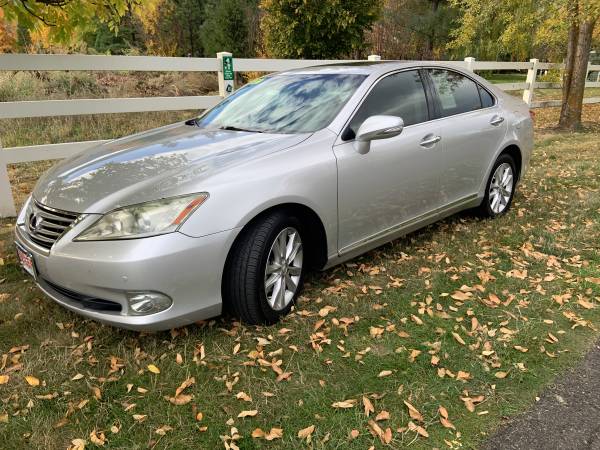 2011 Lexus ES 350 (Just right!) for sale in Ashland, OR