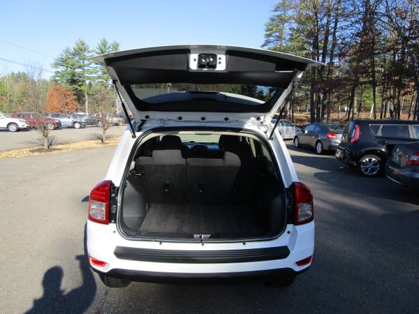 2011 JEEP COMPASS 4X4 LOADED ONLY 109K WITH CERTIFIED WARRANTY -... for sale in Loudon, NH – photo 18