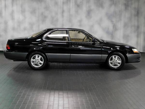 1996 Lexus ES 300 for sale in Westmont, IL – photo 24
