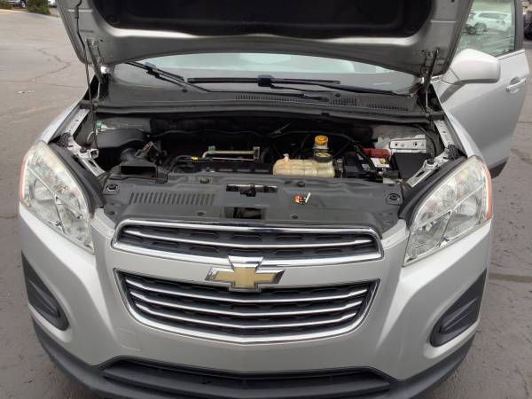 No Accidents! 2016 Chevy Trax LT! Dependable! - cars & trucks - by... for sale in Ortonville, OH – photo 22