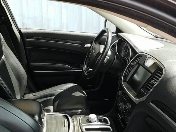*2016* *Chrysler* *300-Series* *Limited* for sale in Spokane, OR – photo 11