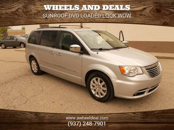 2012 CHRYSLER TOWN COUNTRY WARRANTY LEATHER CAMERA DVD SUNROOF LOADED for sale in New Lebanon, OH