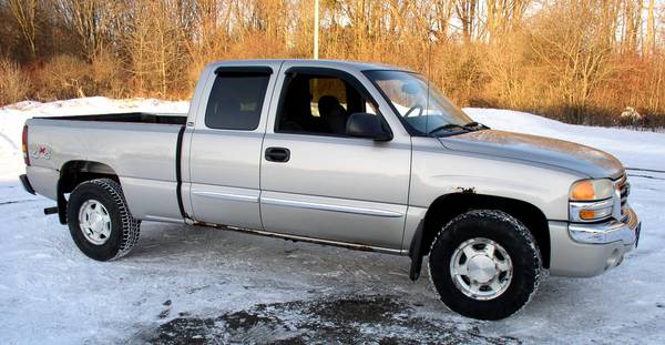 2004 GMC Sierra 1500 Ext Cab SLE 4x4, 5 3L V8, clean, runs perfect! for sale in Coitsville, OH – photo 3
