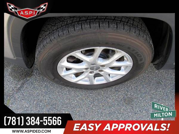 2015 Jeep Cherokee Latitude PRICED TO SELL! - cars & trucks - by... for sale in dedham, MA – photo 13