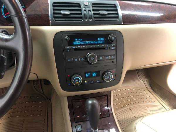 2011 BUICK LUCERNE CXL for sale in Baraboo, WI – photo 9
