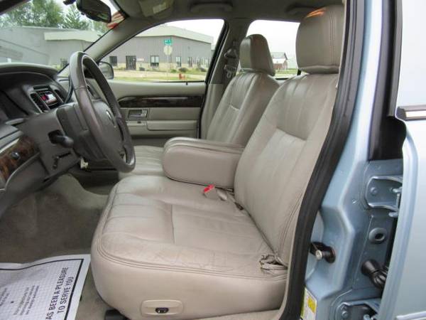 2010 Mercury Grand Marquis LS - cars & trucks - by dealer - vehicle... for sale in Marion, IA – photo 14