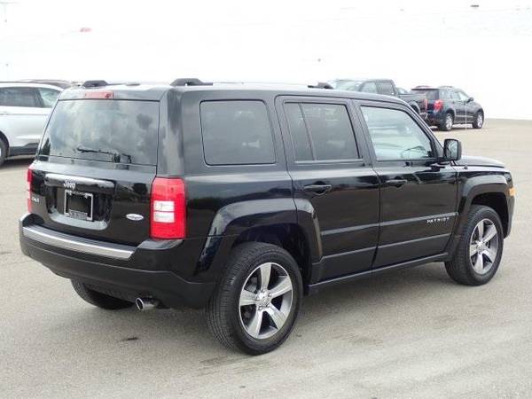 2016 Jeep Patriot SUV Latitude (Black Clearcoat) GUARANTEED APPROVAL for sale in Sterling Heights, MI – photo 8