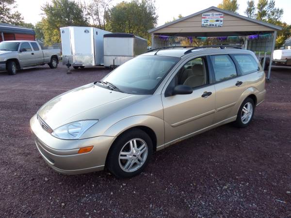 2000 Ford Focus Wagon for sale in worthington, SD