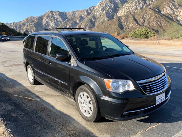 2014 CHRYSLER TOWN & COUNTRY TOURING ED for sale in Studio City, CA – photo 2