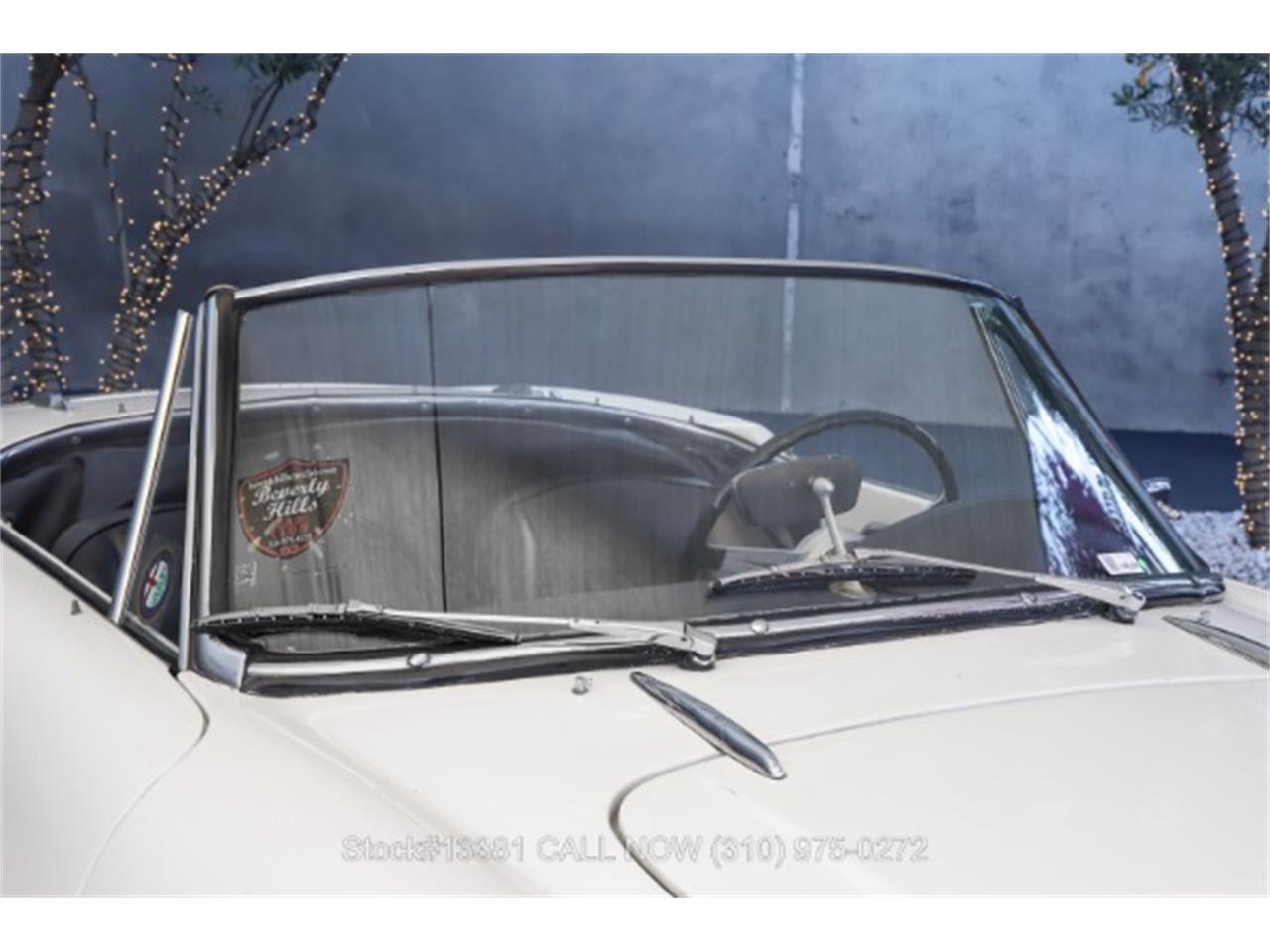 1963 Alfa Romeo Giulietta Spider for sale in Beverly Hills, CA – photo 12