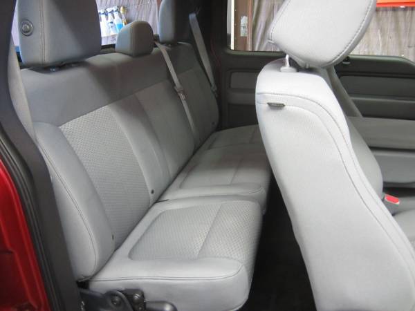 2013 Ford F150 RWD SuperCab XLT 6 5 ft Bed ONLY 69K MILES CLEAN for sale in Holland , MI – photo 11