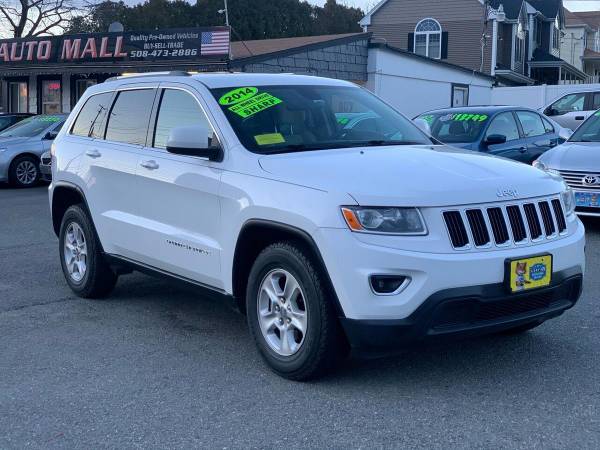 2014 Jeep Grand Cherokee Laredo 4x4 4dr SUV - cars & trucks - by... for sale in Milford, MA – photo 3