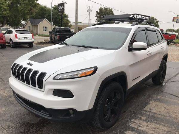 2016 Jeep Cherokee Altitude Sport Utility 4D Serviced! Clean!... for sale in Fremont, NE – photo 23