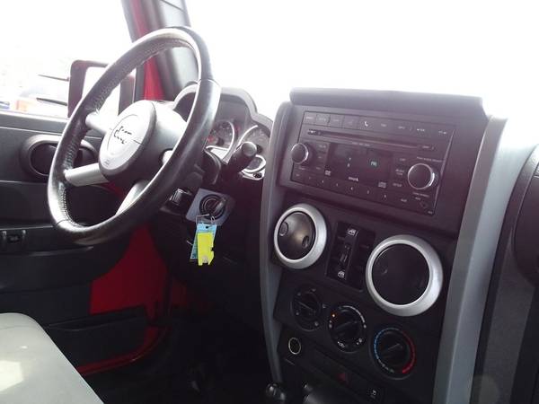 2010 Jeep Wrangler Unlimited Sahara - - by dealer for sale in Skokie, IL – photo 6