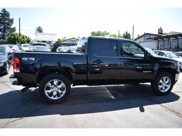 2013 GMC Sierra 1500 4WD Crew Cab 143.5" SLE w/74K for sale in Bend, OR – photo 8