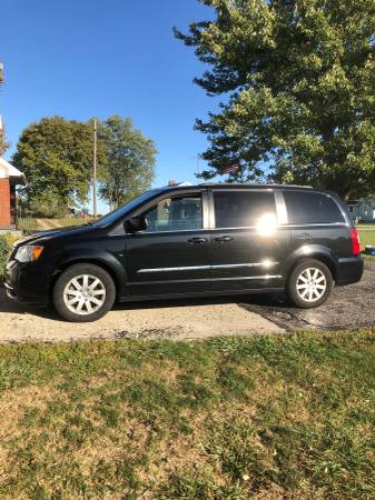 2013 Chrysler Town and Country for sale in West Alexandria, OH