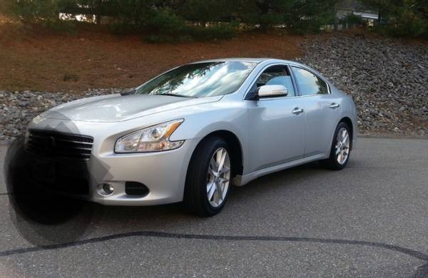2011 Nissan Maxima Sv for sale in Manchester, NH
