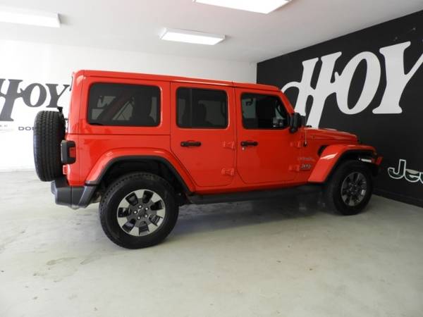 2019 Jeep Wrangler Unlimited Sahara 4x4 - Get Pre-Approved Today! for sale in Sherman, TX – photo 9