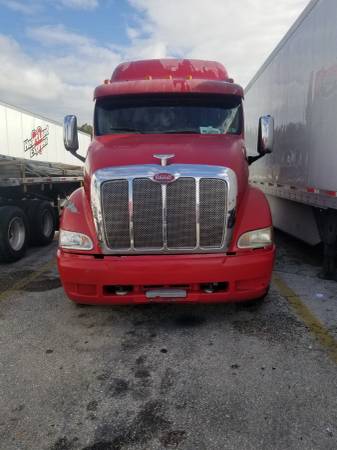 2010 Peterbilt 387 for sale in Fort Myers, FL