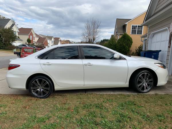 Toyota Camry SE special edition13,999 - cars & trucks - by owner -... for sale in Duluth, GA – photo 6
