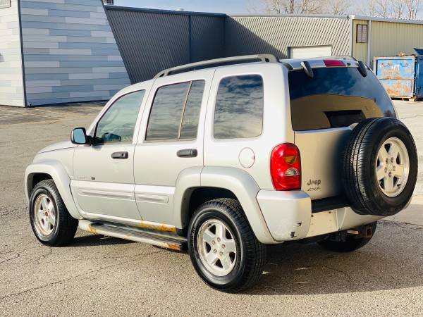 Jeep Liberty 2003 4x4 LOW MILES 112k - - by dealer for sale in Kansas City, MO – photo 4