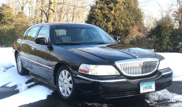 2007 Lincoln Town Car for sale in Bethlehem, CT – photo 5