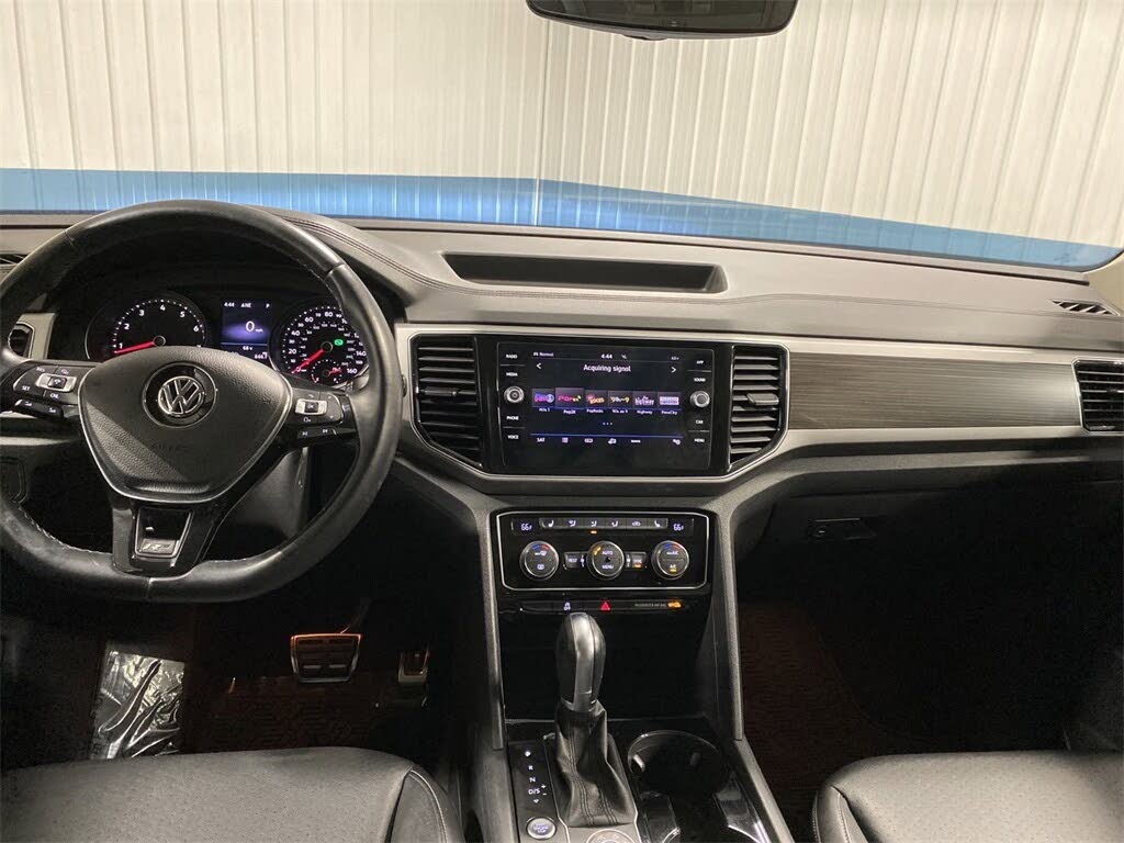 2018 Volkswagen Atlas SEL 4Motion for sale in Newhall, IA – photo 4