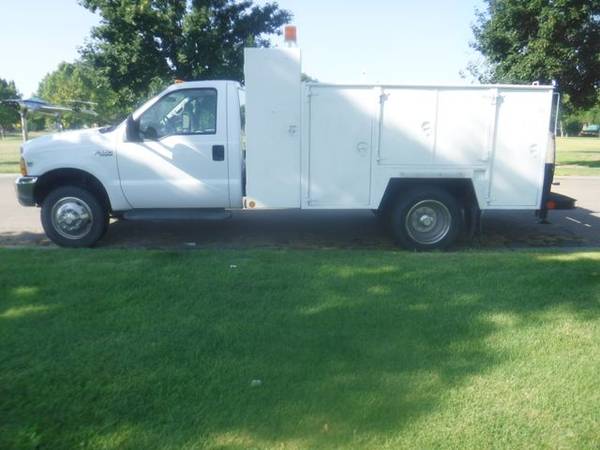 1999 Ford F550 Super Duty Regular Cab & Chassis V8, Turbo Diesel for sale in Nampa, ID – photo 2