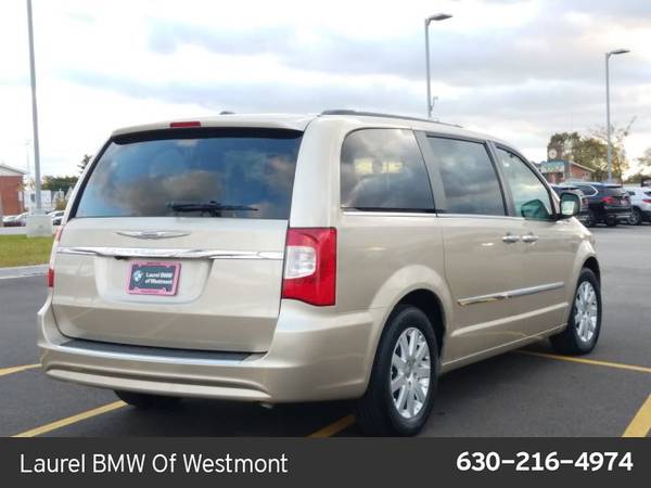 2014 Chrysler Town & Country Touring SKU:ER420230 Regular for sale in Westmont, IL – photo 4