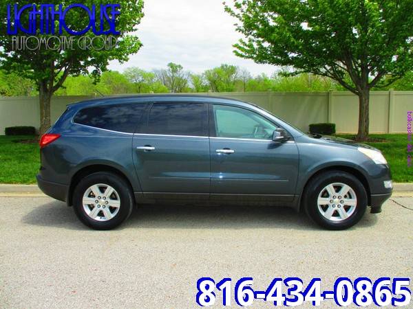 CHEVROLET TRAVERSE LT - - by dealer - vehicle for sale in Lees Summit, MO – photo 8
